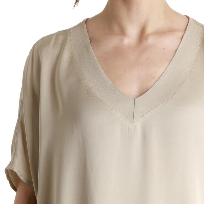 BLUSA SCOLLO V KING KONG - Mad Fashion | img vers.650x/
